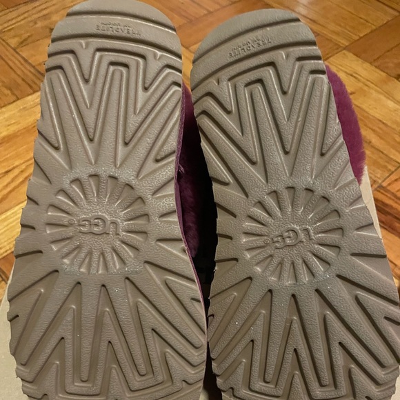 Authentic UGG classic mini fluff - Picture 3 of 10